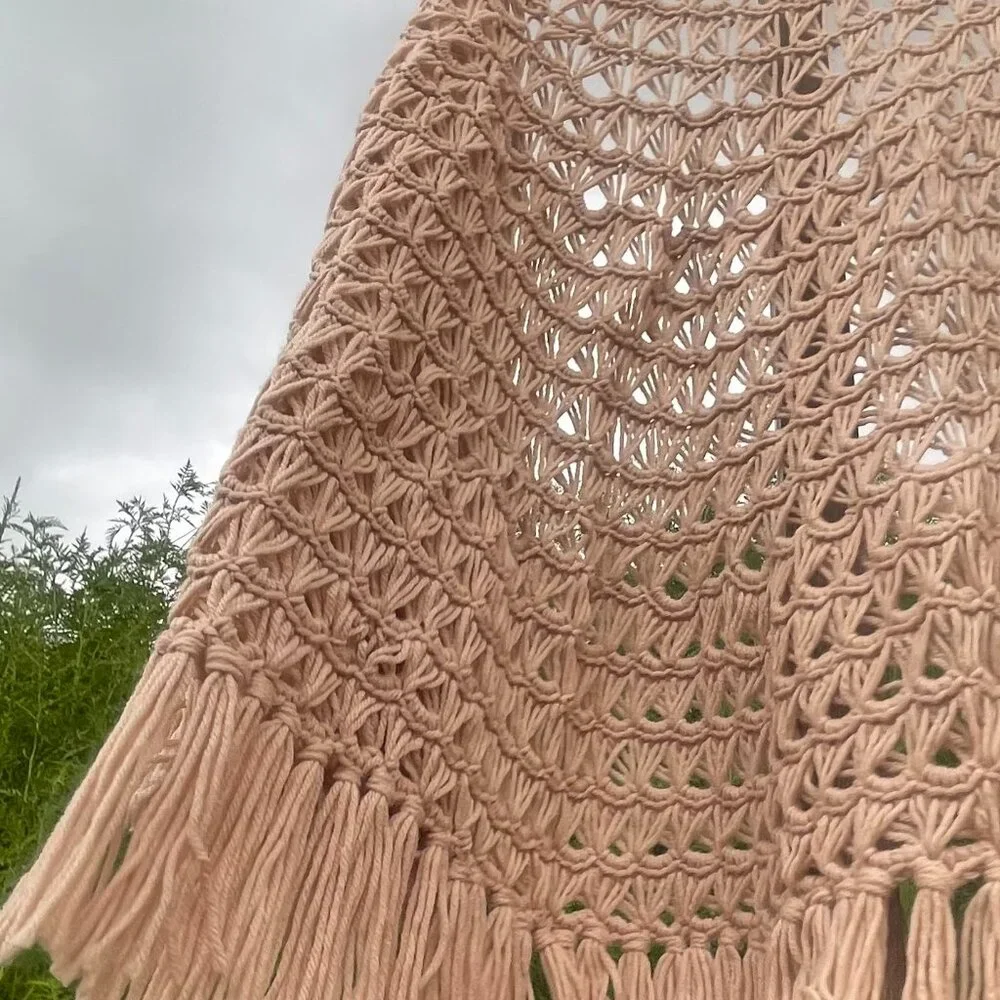 NEW Dreamy Boho One-Size Warm Bone/Cream Cozy Handmade Crochet Fringe Shawl/Cape - Picture 15 of 16